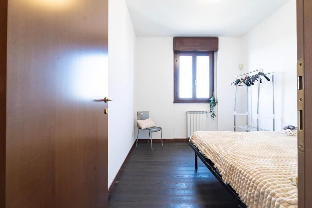 We - Certosa House - Mailand