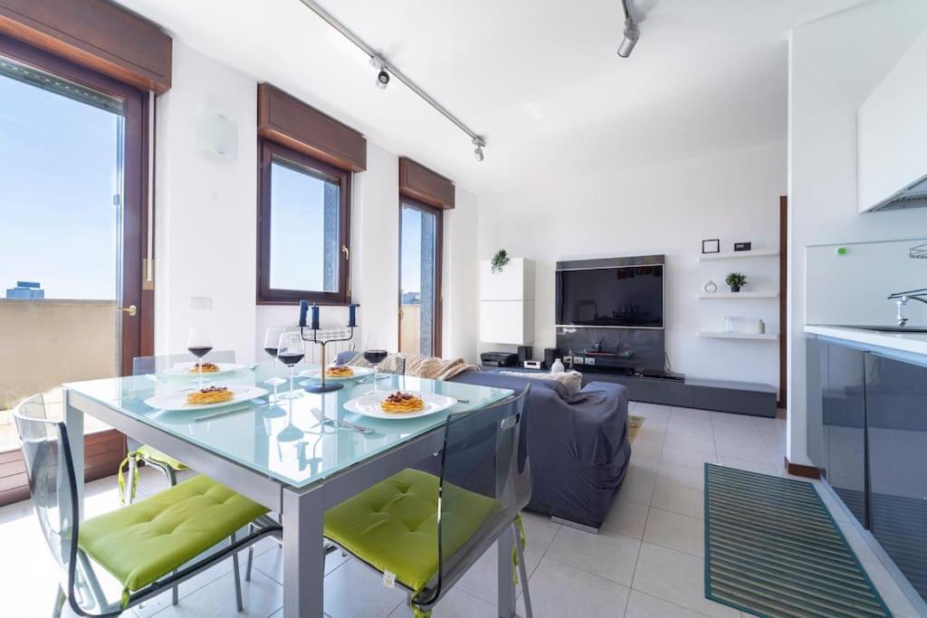 We - Certosa House - Mailand